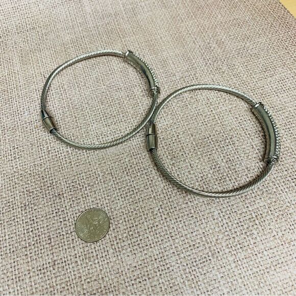 Silver Crystal Plus Size Magnetic Clasp Bangle Bracelets Set of 2‎ - Picture 2 of 2